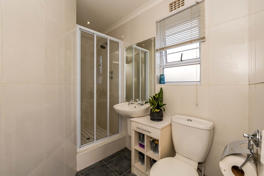 3 Bedroom Property for Sale in Sunningdale Western Cape